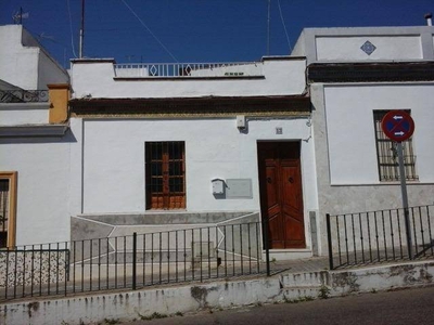 Venta Casa unifamiliar en Isabel La Católica San Juan de Aznalfarache. 96 m²