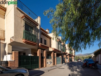 Venta Casa unifamiliar en Río Dílar Ogíjares. Con terraza 200 m²