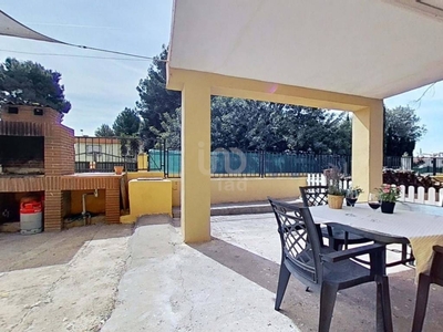 Venta Casa unifamiliar en Urbanización Sitjar de baix 63 Onda. Buen estado con terraza 301 m²