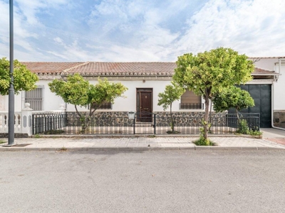 Venta Casa unifamiliar Fuente Vaqueros. 225 m²