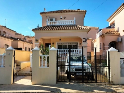 Venta Chalet San Miguel de Salinas. 105 m²