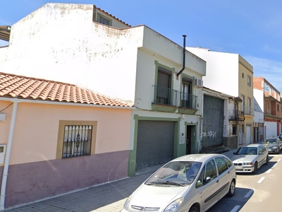 Venta de casa con terraza en San Antonio (Mérida)