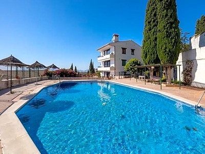 Venta de estudio con piscina en Albaicín (Granada)
