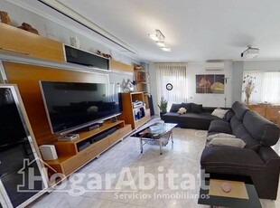 CHALET PAREADO EN VENTA