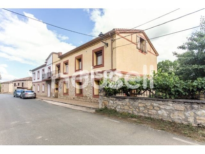 Casa rústica en venta en Calle Mayor