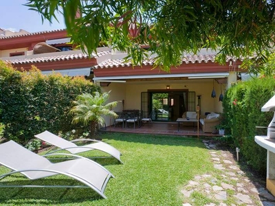 Alquiler Casa unifamiliar Marbella. Con terraza 160 m²