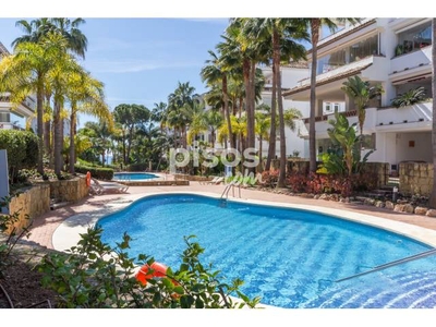 Ático en venta en Lomas de Marbella Club-Puente Romano