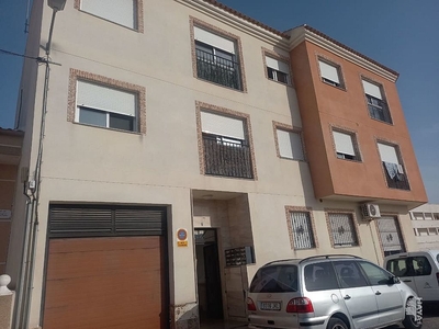 Piso en venta en Ceutí de 2 habitaciones con terraza y aire acondicionado