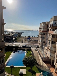 Piso en venta en Melilla de 2 habitaciones con terraza y piscina