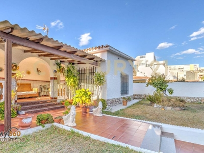 Venta Casa unifamiliar Benalmádena. Buen estado 456 m²