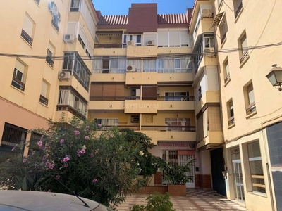 Venta Piso Vélez-Málaga. Piso de tres habitaciones Buen estado