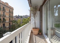 Apartamento en venta piso en eixample derecho en excelentes condiciones, con cuatro dormitorios y terraza de 11 m². en Barcelona