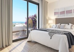 Apartamento nueva promoción sobre plano situada en una de las parcelas más privilegiadas one 80 suites, construcción de estilo mediterráneo con vistas excepcionales. en Estepona