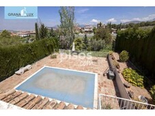 Chalet en venta en Altos de La Zubia