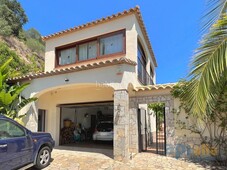 Chalet espectacular casa con vistas al mar en Cabanyes-Mas Ambrós-Mas Pallí Calonge