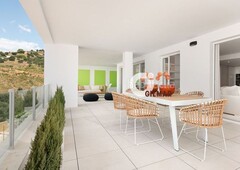 Piso elegante apartamento nuevo este en Alto de los Monteros Marbella