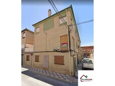 Venta Casa unifamiliar en Calle Padre Suarrez Albolote. Buen estado con terraza 165 m²