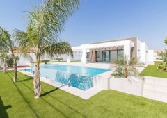 Chalet en venta en La Regia, Orihuela, Alicante