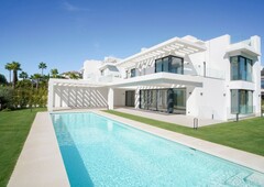 Chalet en venta en New Golden Mile, Estepona, Málaga