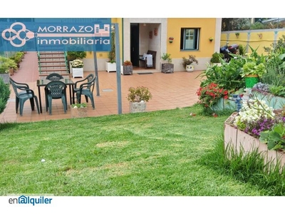 Alquiler casa con 2 baños Marin (Casco Urbano)
