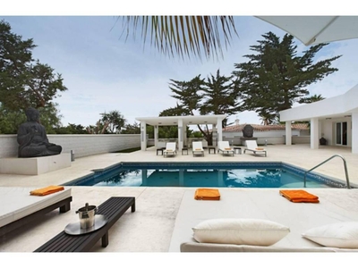 Alquiler Casa unifamiliar Marbella. Buen estado con terraza 220 m²
