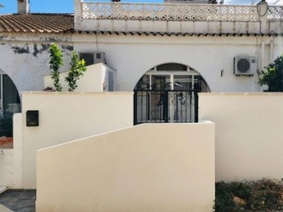 Apartamento en venta en La Siesta, Torrevieja