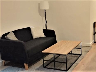 Apartamento en venta en Parque Victoria Eugenia, Málaga