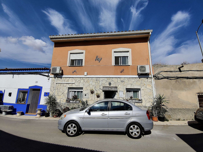 Casa adosada en venta en Hondón de las Nieves