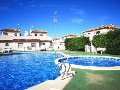 Casa adosada en venta en Playa Flamenca, Orihuela