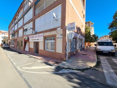 Local en venta en Gaspar Perrelló, Torrevieja