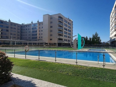 Piso en alquiler en calle Alfonso VI de 2 habitaciones con terraza y piscina