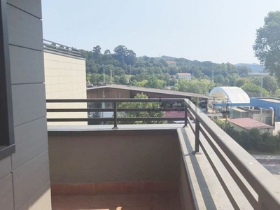 Piso en alquiler en Neguri de 3 habitaciones con terraza y garaje