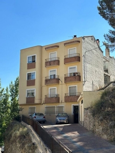 Piso en alquiler en San Antón de 4 habitaciones con terraza y muebles
