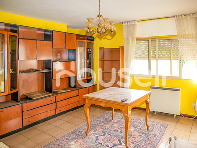 Piso en venta de 60 m² Calle Juan Ferreras, 24800 Cistierna (León)