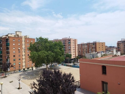 Piso en venta en Artigas - Llefià, Badalona