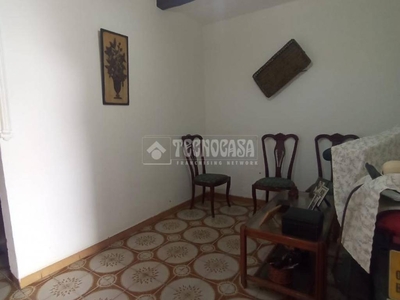 Venta Casa adosada Utrera. 80 m²