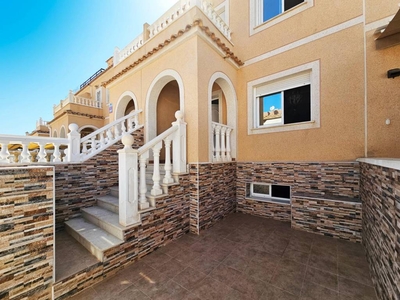 Venta Casa unifamiliar en Creta Santa Pola. Con terraza 119 m²