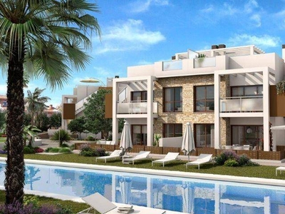 Venta Casa unifamiliar Torrevieja. Con terraza 70 m²