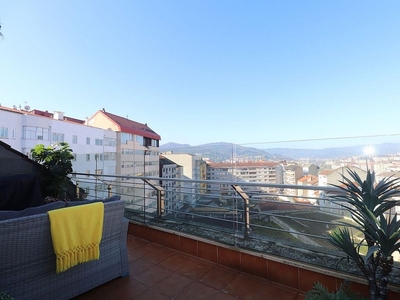 Venta de dúplex en Centro - Ourense de 4 habitaciones con terraza y garaje