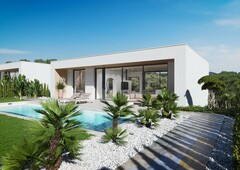 Casa en venta en Las Colinas Golf, Orihuela, Alicante