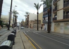 Local comercial en venta en calle Valencia, Benicarló, Castellón