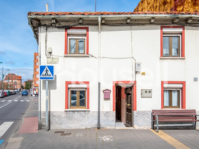 Casa en venta de 90 m² Calle la Princesa (Trobajo del Camino) , 24010 San Andrés del Rabanedo (León)