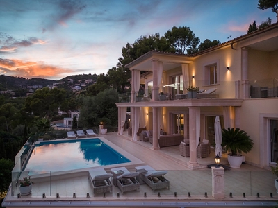 Elegante villa con increíbles vistas al mar en Son Vida, Palma de Mallorca