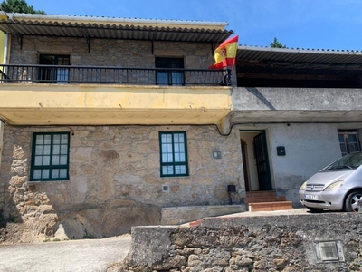 Venta Casa adosada en Calle Eduardo Blanco Amor Ferrol. Buen estado con balcón 190 m²