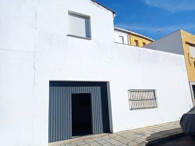 Venta Casa adosada Talavera La Real. Buen estado plaza de aparcamiento 122 m²
