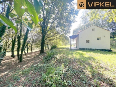 Venta Casa rústica en Calle do Casal da Horta Santiago de Compostela. Buen estado 25 m²