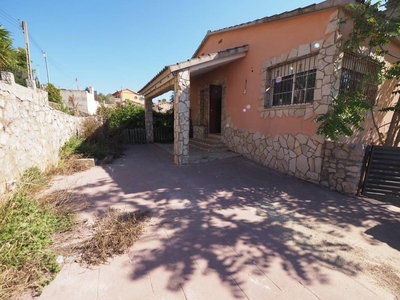 Venta Casa unifamiliar Olesa de Bonesvalls. 202 m²