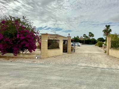 Venta de casa con piscina en La Foia, La Hoya (Elche (Elx))