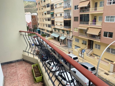 Venta de piso con terraza en Centro-Zona Calle Castillo (S. C. Tenerife), AVDA. BÉLGICA