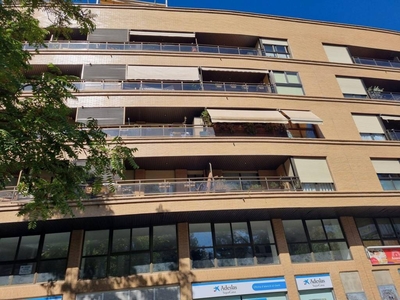 Venta Piso en Vallcalent 2. Lleida. Buen estado cuarta planta con balcón